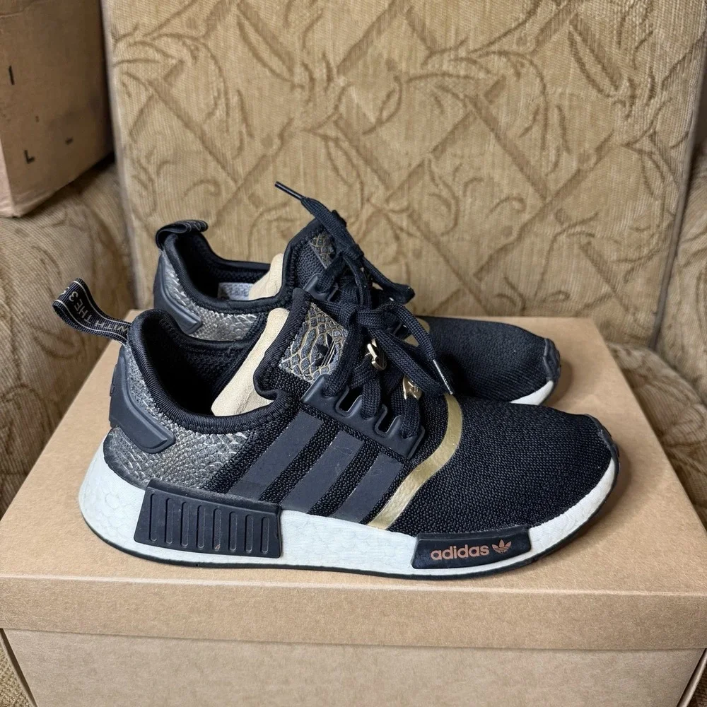 Adidas NMD_R1 Shoes Womens Size 7.5‎ Black Animal Print Sneakers GY6300
